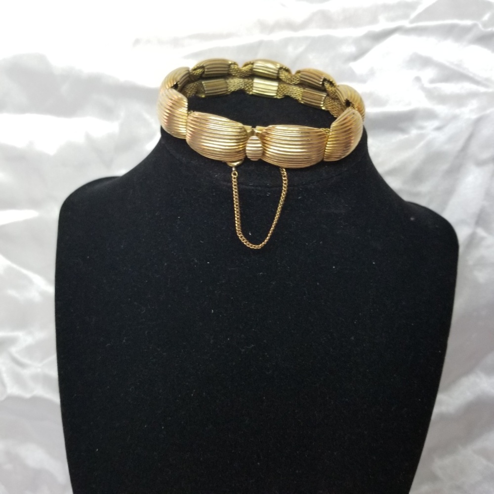 Vintage Napier Ribbed Dome Gold Link Bracelet